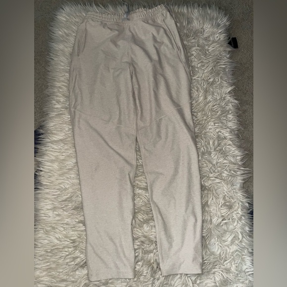outdoor voices joggers - Picture 1 of 3
